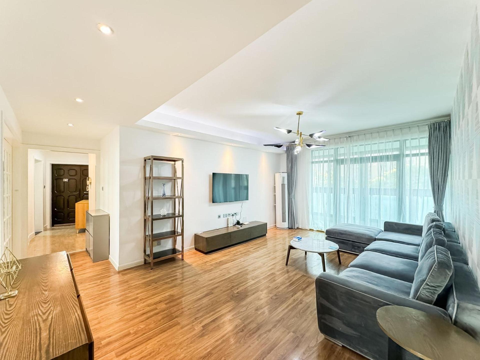 Apartment Tyms 3br 2ba Near Stadium Line 1 4 *