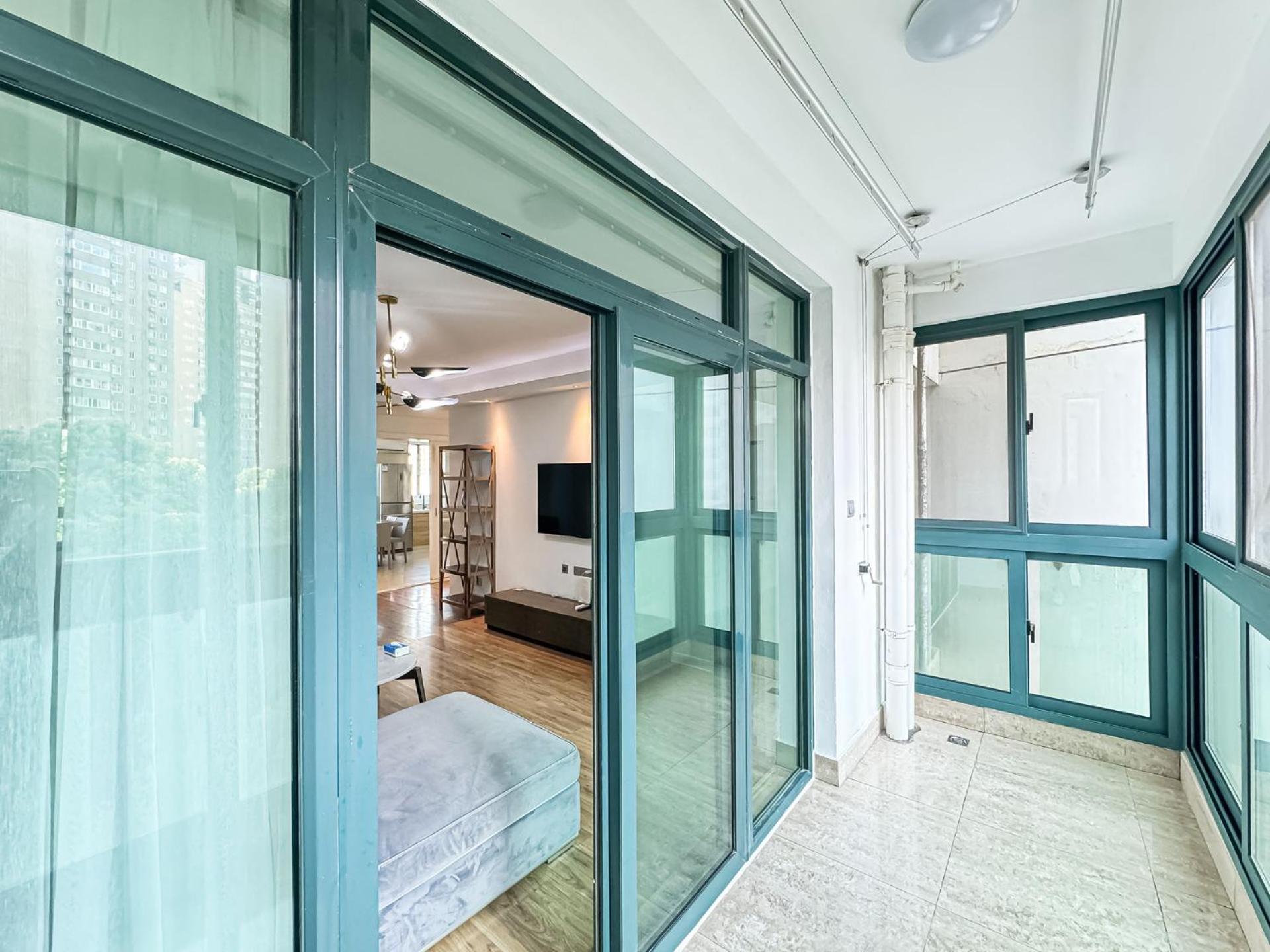 Tyms 3br 2ba Near Stadium Line 1 4