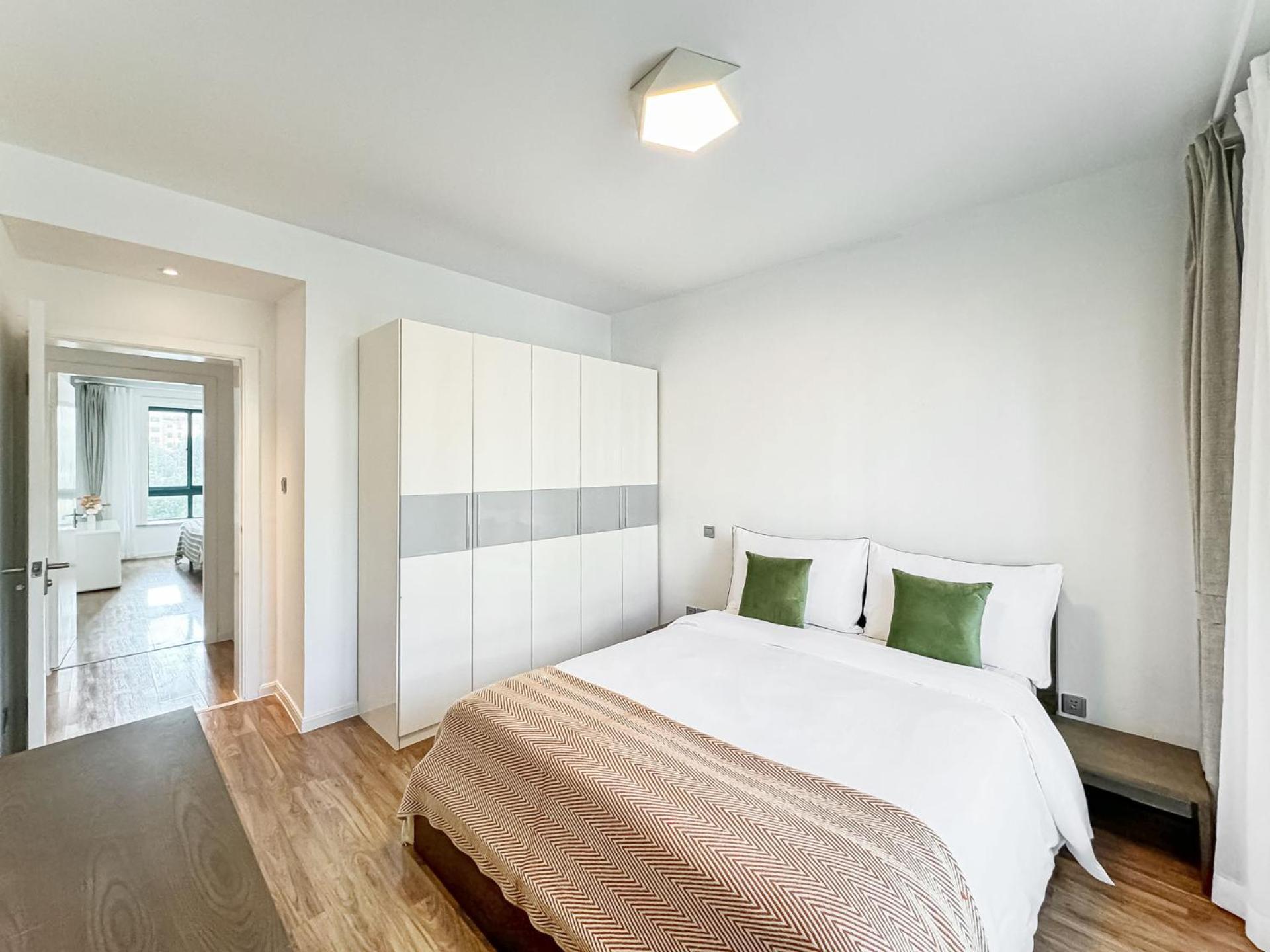 Apartment Tyms 3br 2ba Near Stadium Line 1 4 *