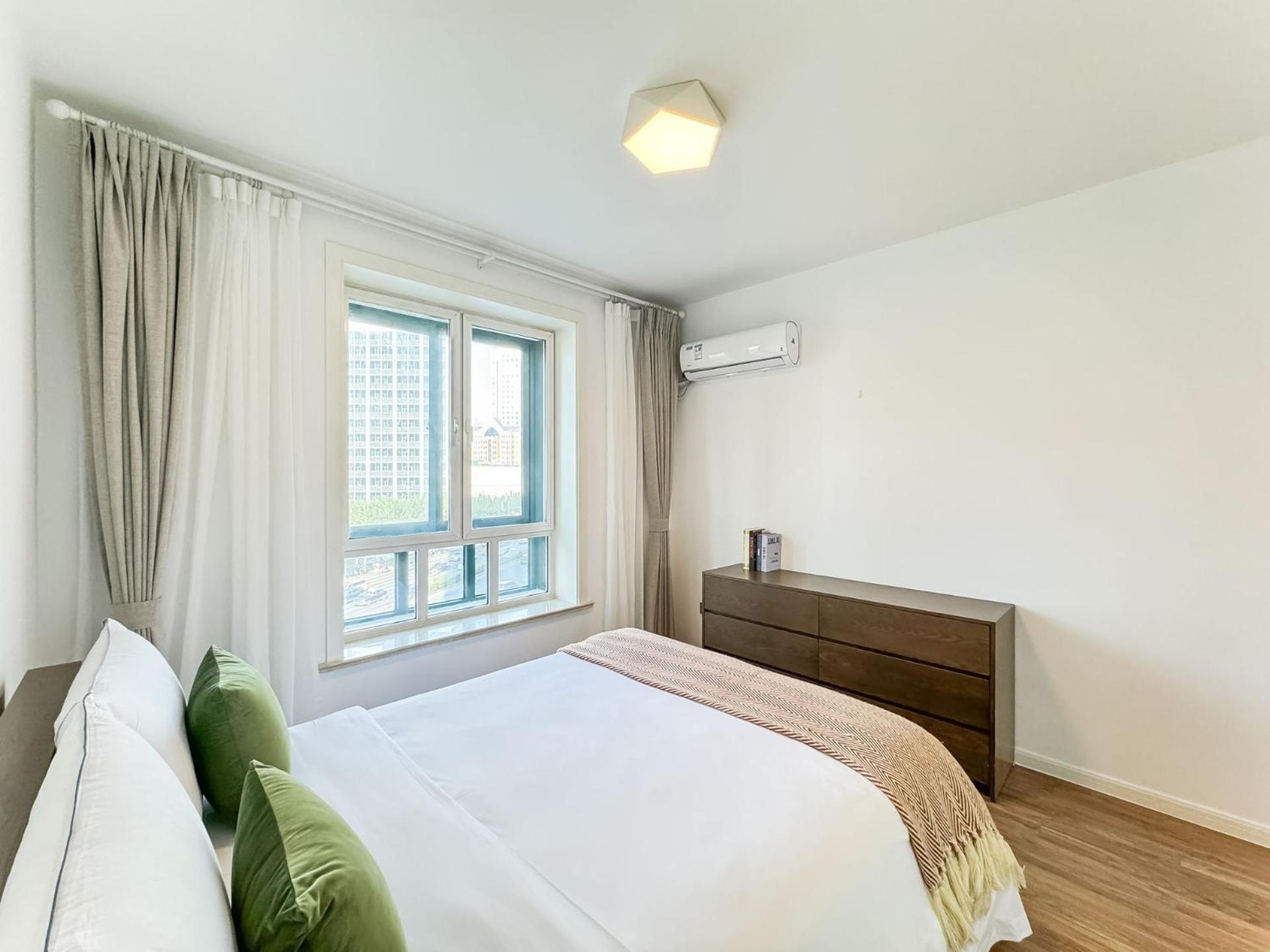 Tyms 3br 2ba Near Stadium Line 1 4